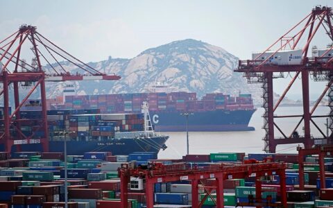 中国外交部称中美双方经贸团队一直保持着“有效沟通”